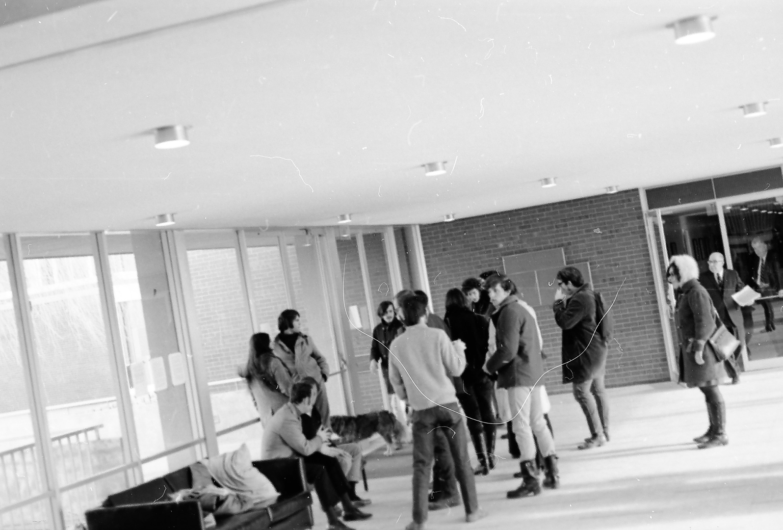 students inside Bernstein-Marcus Administration Center